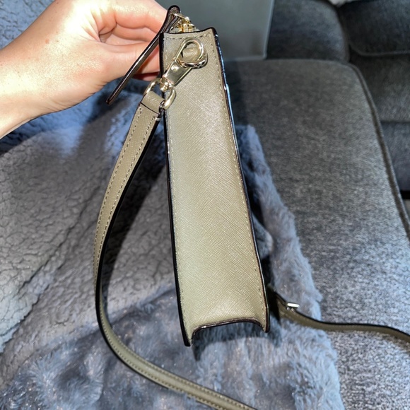 Kate Spade Olive Green Crossbody Purse - Picture 4 of 6